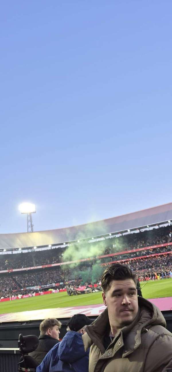 De Kuip, section: Z2, row: 1, seat: idek brev