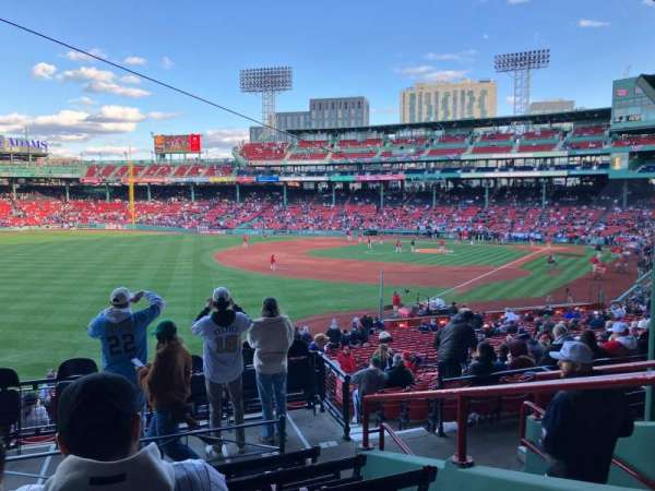Fenway Park, section: Grandstand 32, row: 7, seat: 4