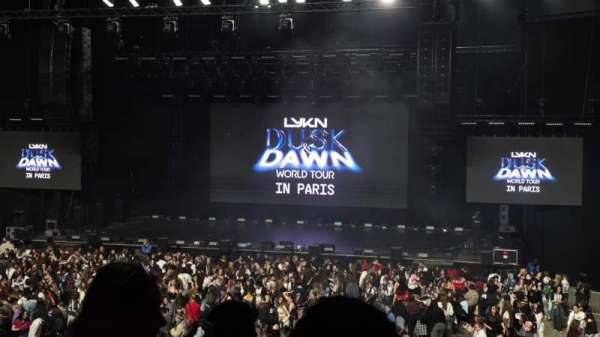 Arena Grand Paris, section: 16, row: Q, seat: 200