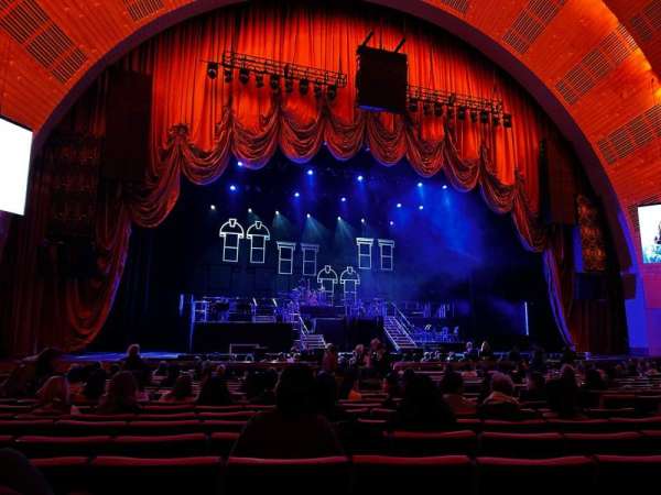 Radio City Music Hall, section: Orchestra 5, row: Tt, seat: 509