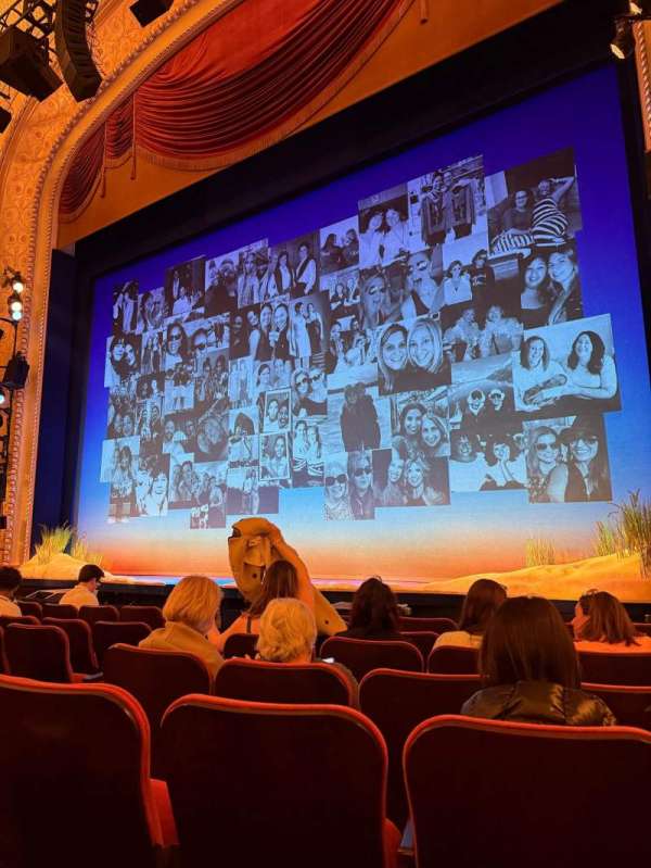 Majestic Theatre, section: Orchestra R, row: G, seat: 10