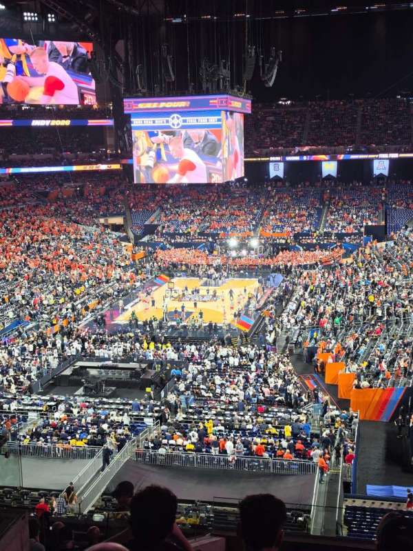 Lucas Oil Stadium, section: 424, row: 8, seat: 15