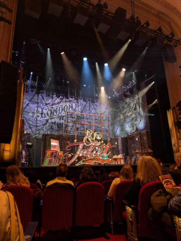 Royal Alexandra Theatre, section: Orchestra L, row: D, seat: 27