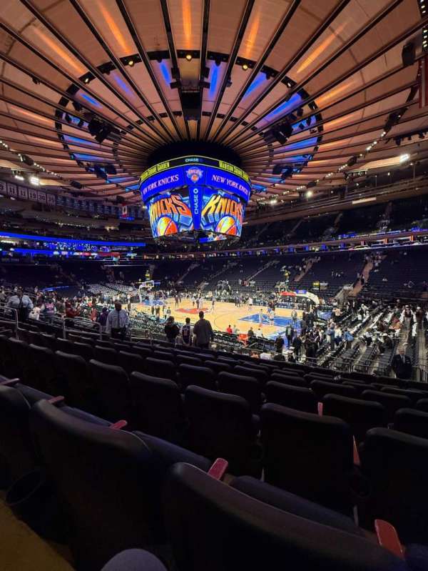 Madison Square Garden, section: 109, row: 12, seat: 13
