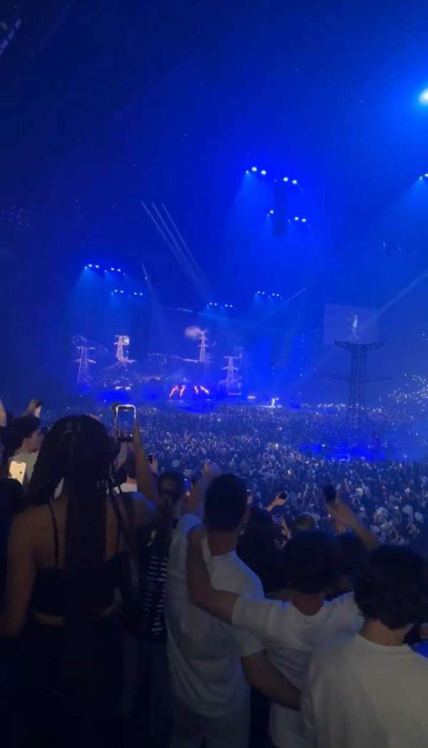 Paris La Défense Arena, section: 106, row: 22, seat: 19