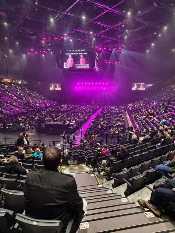 Accor Arena, section: Gradin A, row: 9, seat: 22