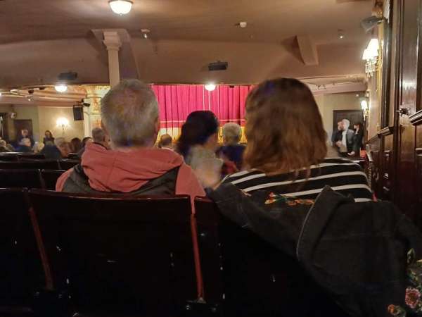 Garrick Theatre, section: Stalls, row: X, seat: 1