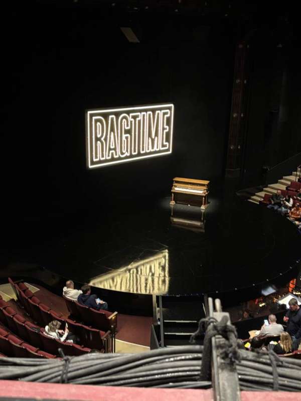 Vivian Beaumont Theater, section: Loge L, row: A, seat: 116