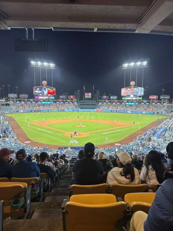 Dodger Stadium, section: 104lg, row: R, seat: 1