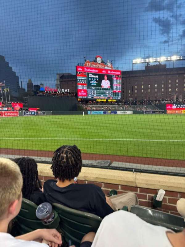 Oriole Park at Camden Yards, section: 60, row: 3, seat: 11