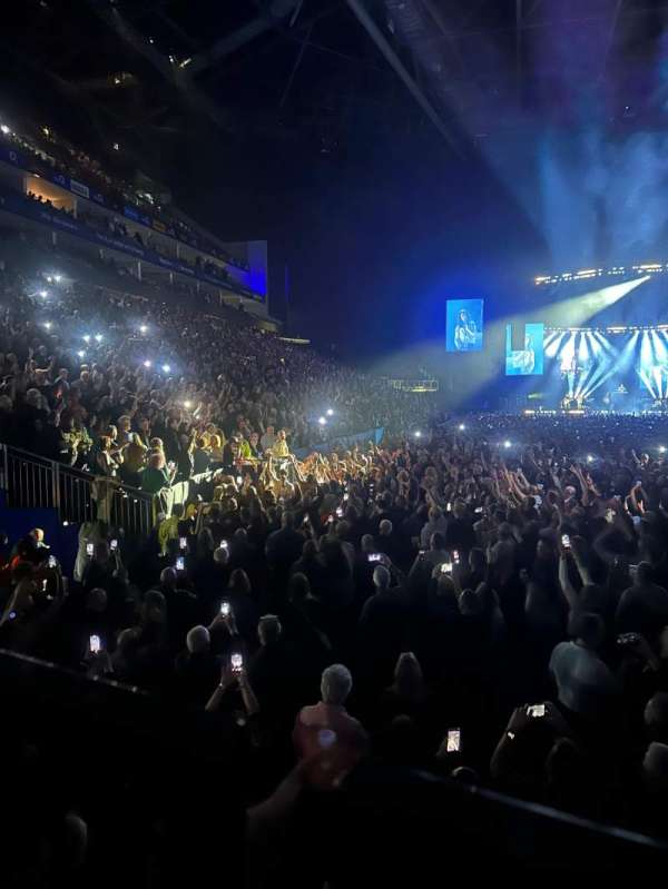 O2 arena, London, section: 106, row: H, seat: 173