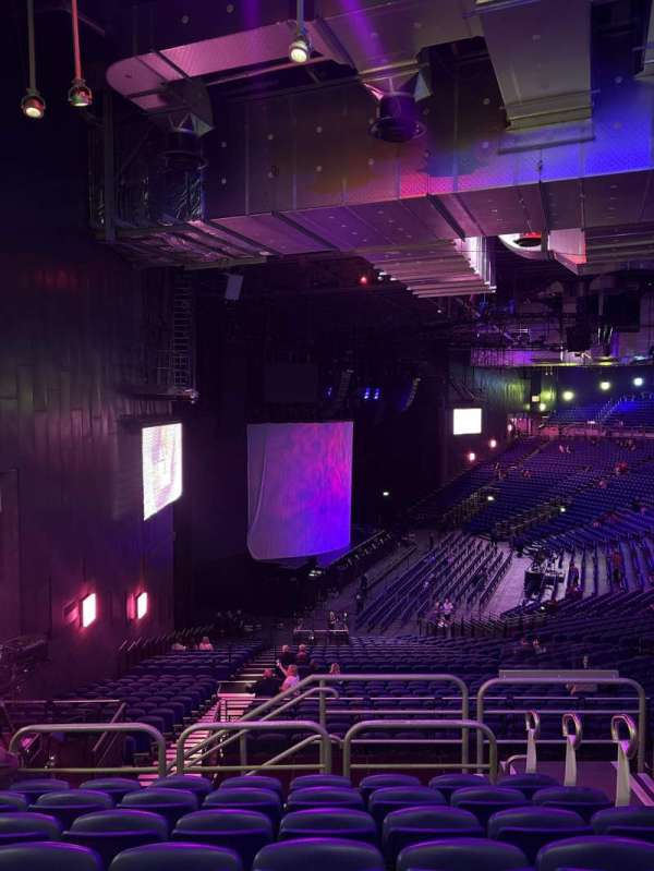 3Arena, Dublin, section: H, row: 40, seat: 10