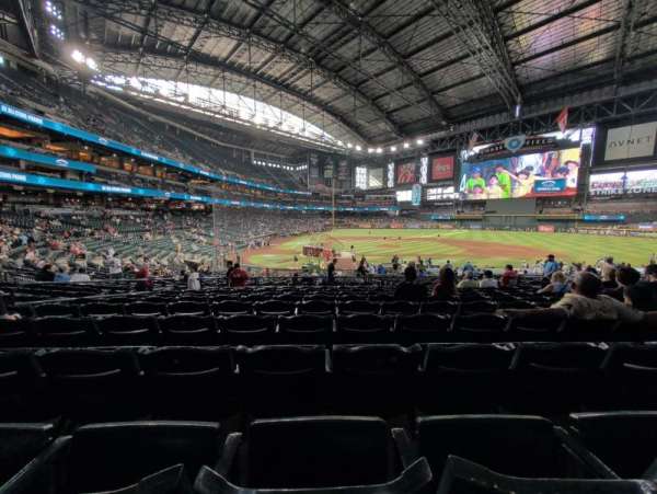 Chase Field, section: 118, row: 30, seat: 14