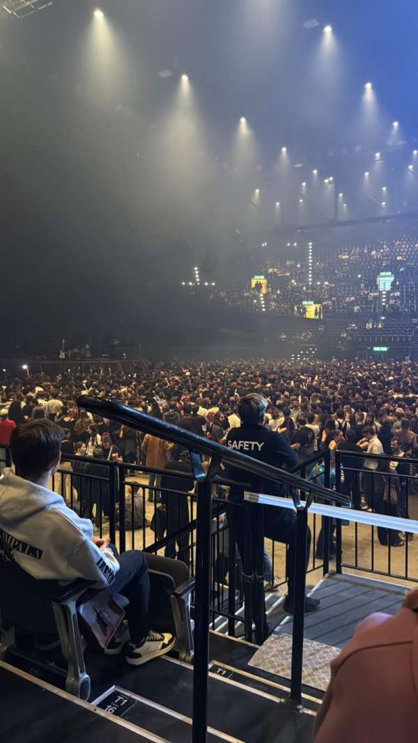 hallenstadion, section: U1, row: 18, seat: 14