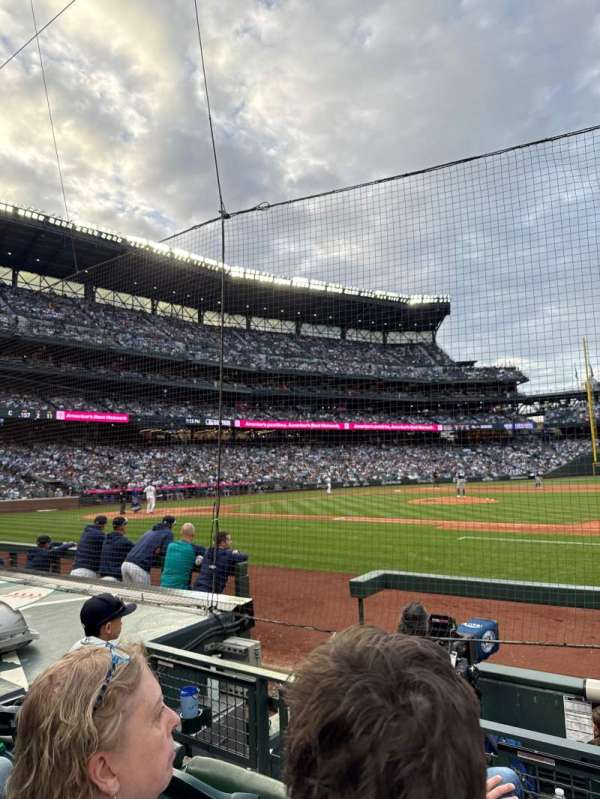 T-Mobile Park, section: 121, row: 6, seat: 6