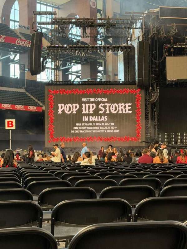 Globe Life Field, section: Floor J, row: 21, seat: 14