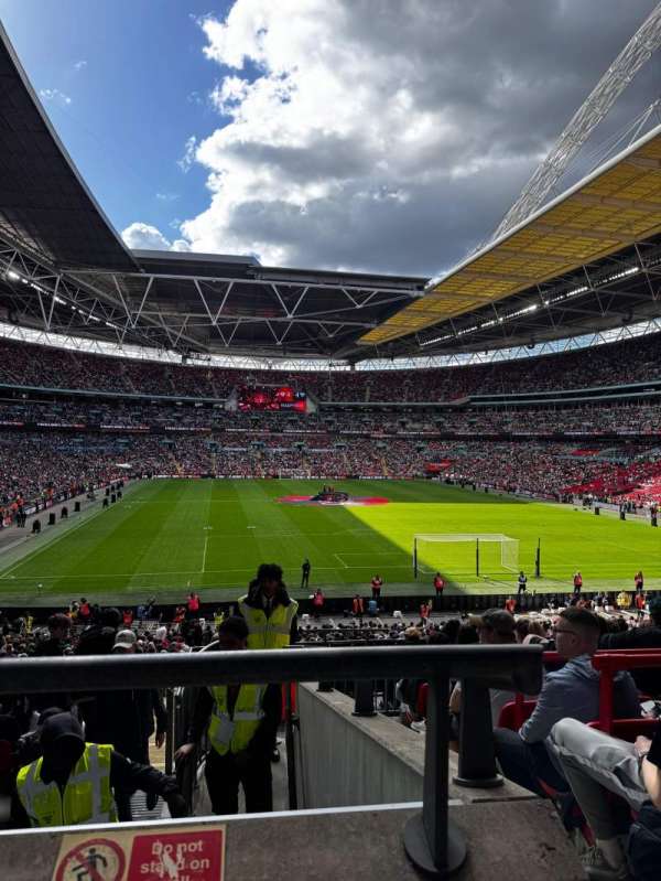Wembley Stadium, section: 131, row: 38, seat: 40