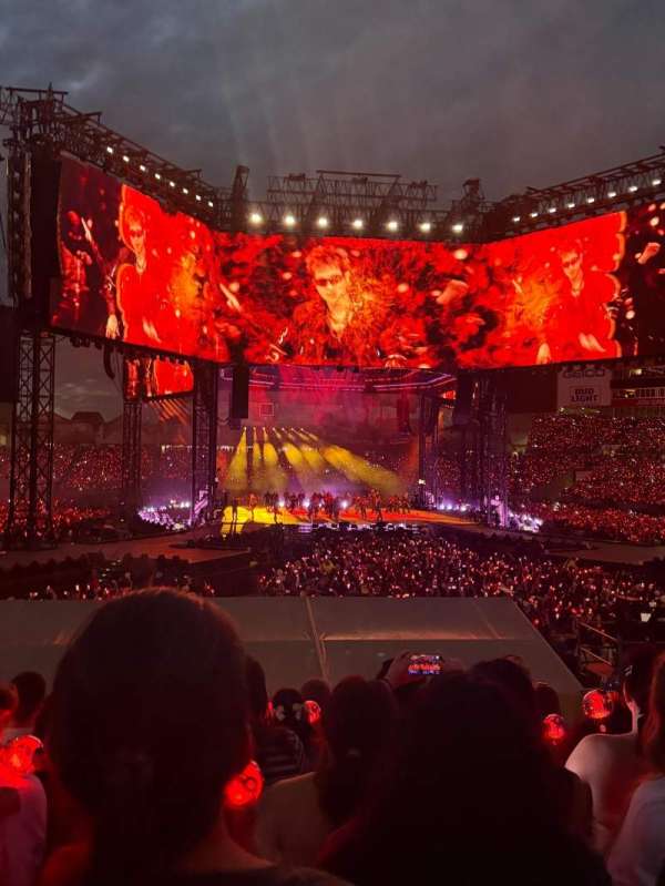 Raymond James Stadium, section: 122, row: T, seat: 20
