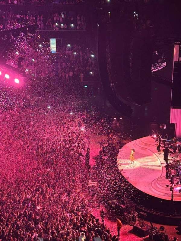 Co-op Live, section: OVO LOUNGE, row: 1, seat: 20