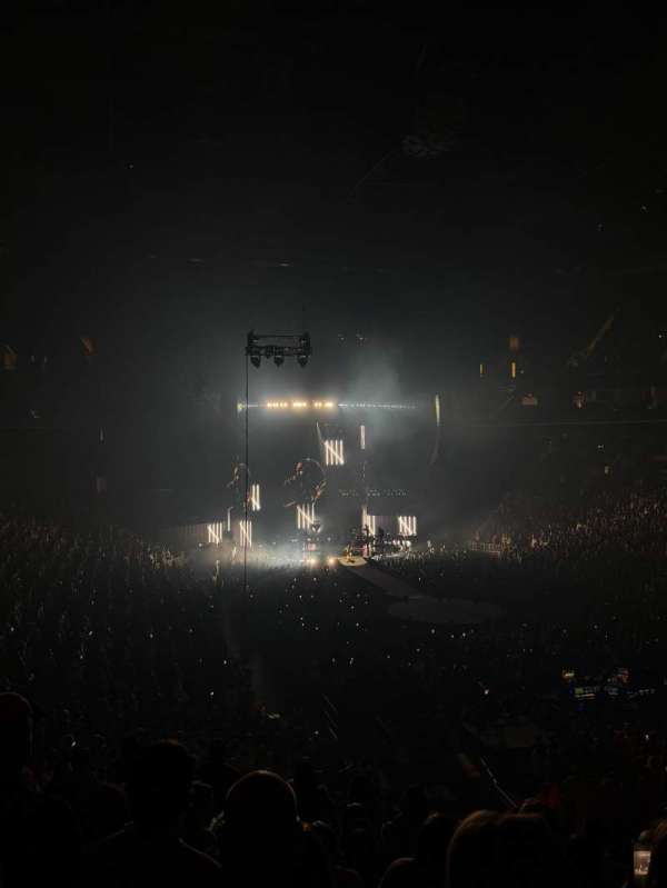 Spectrum center, section: 102, row: Bb, seat: 17