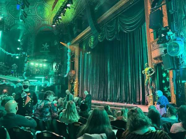 Studio 54, section: Orchestra R, row: H, seat: 14