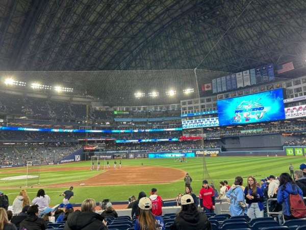 Rogers Centre, section: 116, row: 17, seat: 7