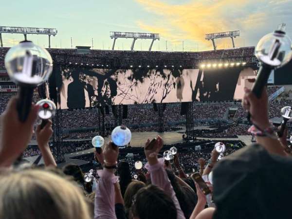 Raymond James Stadium, section: 233, row: Z, seat: 15