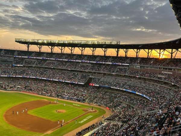 Truist Park, section: 421, row: 3, seat: 1