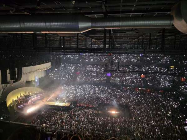 Ziggo Dome, section: 212, row: 12, seat: 389
