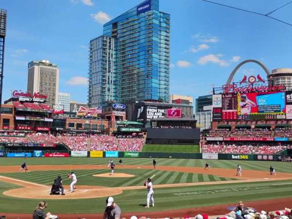 Busch Stadium, section: 148, row: 7, seat: 11