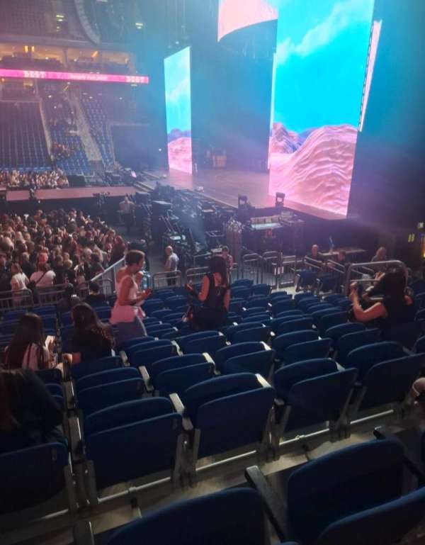 Uber Arena, section: 208, row: 11, seat: 9