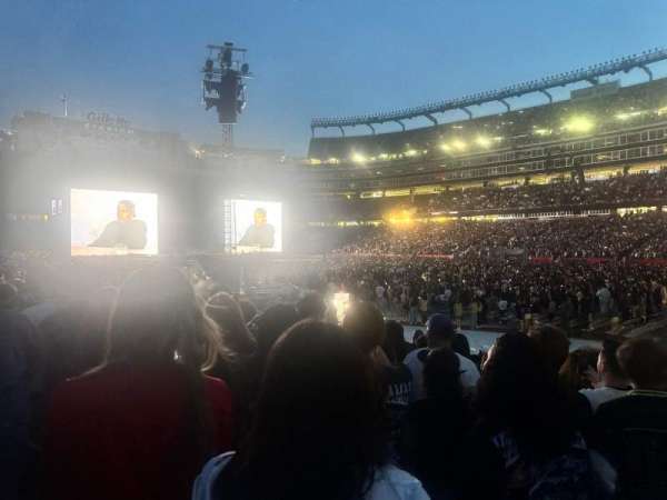 Gillette Stadium, section: 105, row: 10, seat: 4