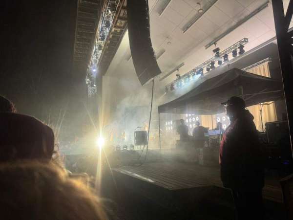 Bowl In The Pines, section: Pit
