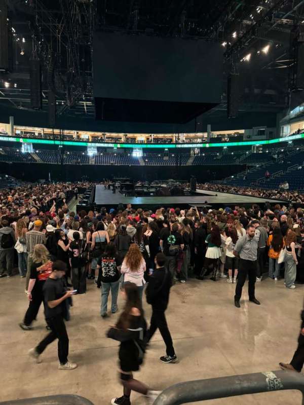 Uber Arena, section: 201, row: J, seat: 2