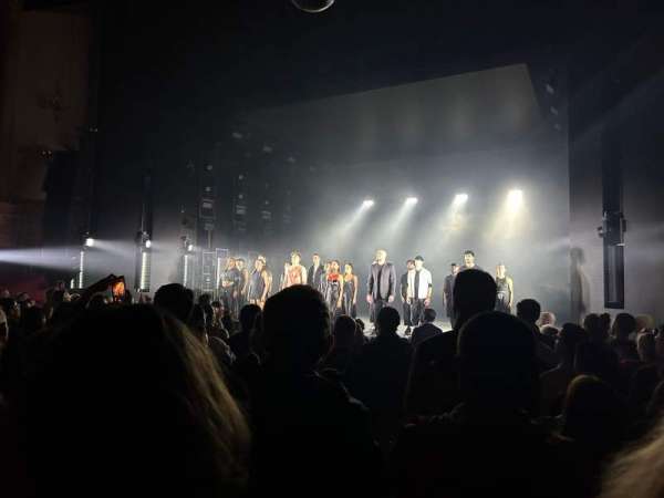 St. James Theatre, section: Orchestra R, row: L, seat: 4
