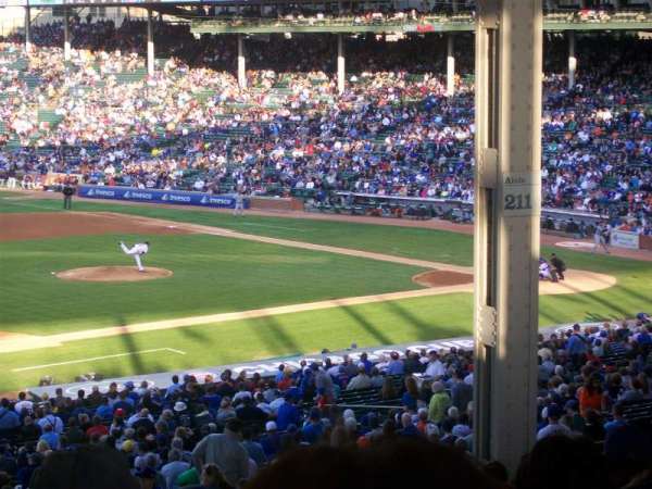 Wrigley Field, section: 209, row: 19, seat: 7