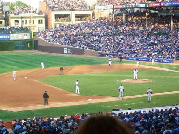 Wrigley Field, section: 209, row: 19, seat: 7