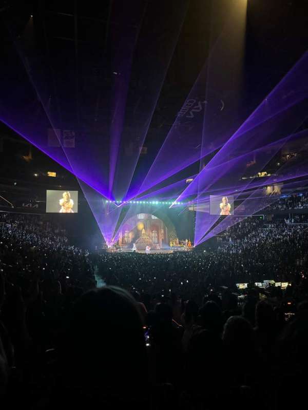 Kia Center, section: 111, row: 15, seat: 17