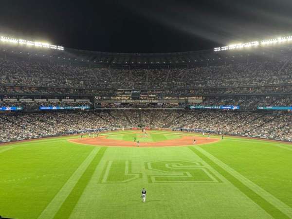 T-Mobile Park, section: 192, row: 4, seat: 6