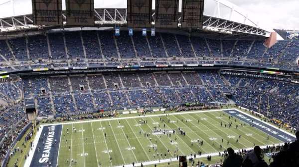 Lumen Field, section: 338, row: KK, seat: 8