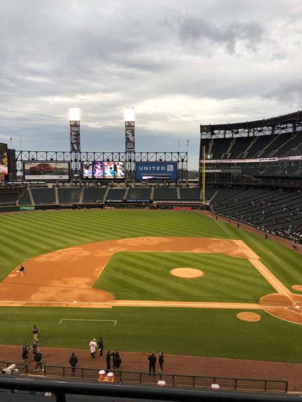 Rate Field, section: 338, row: 2, seat: 5