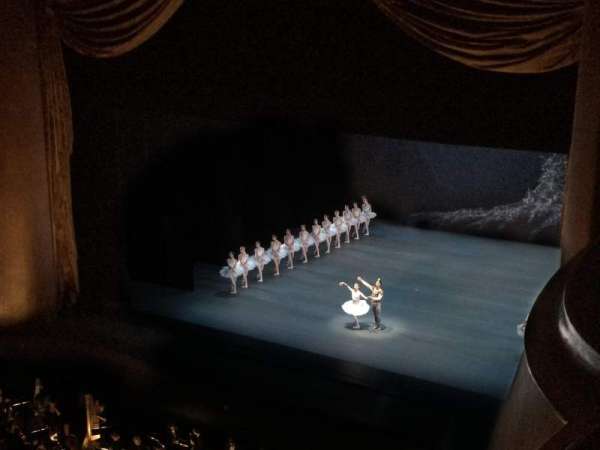 Metropolitan Opera House - Lincoln Center, section: Dress Circle Box 10, seat: 3