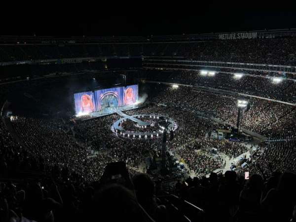 MetLife Stadium, section: 332, row: 23, seat: 1