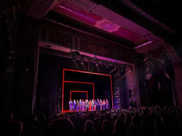 Hollywood Pantages Theatre, section: Orchestra L, row: V, seat: 3