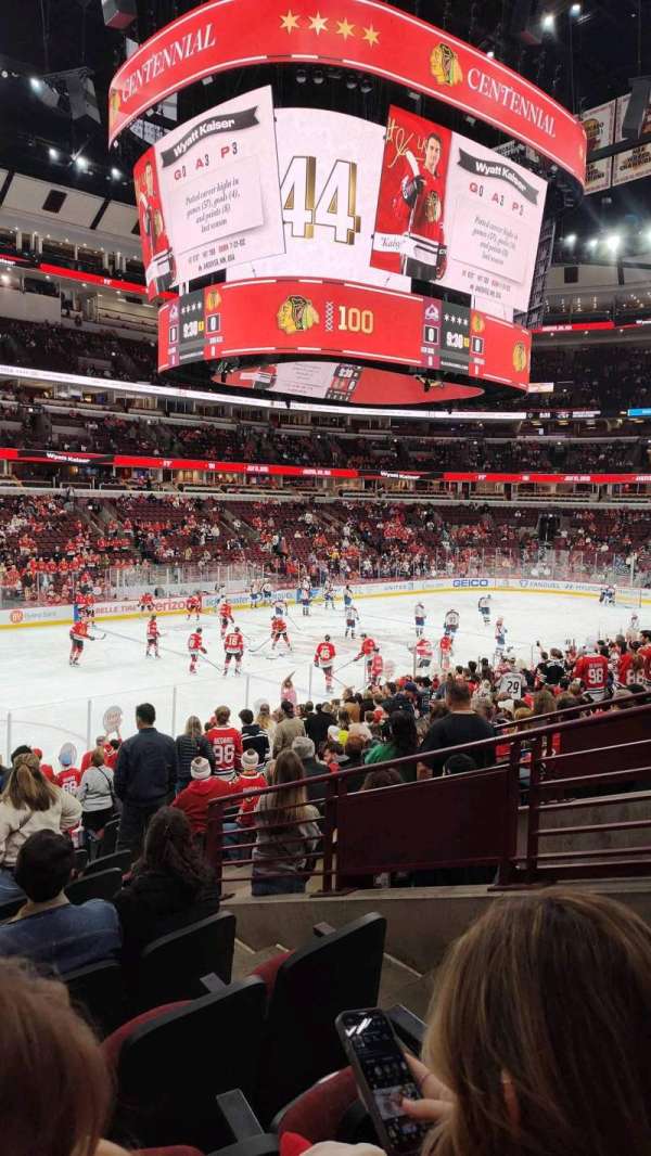 United Center, section: 103, row: 17, seat: 5