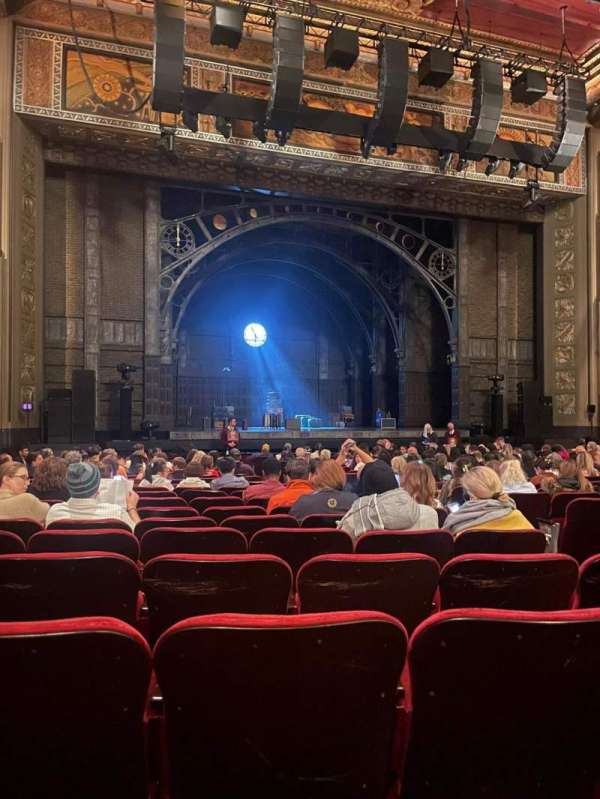 Hollywood Pantages Theatre, section: Orchestra LC, row: U, seat: 305