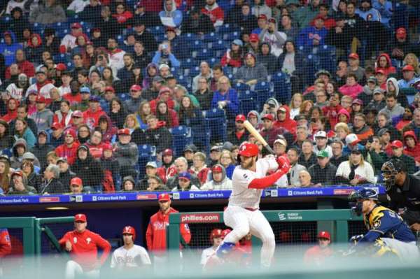 Citizens Bank Park, section: 134, row: 1, seat: 1