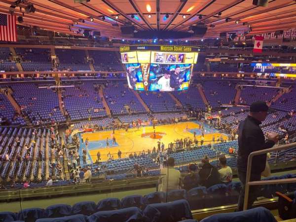 Madison Square Garden, section: 222, row: 7, seat: 13