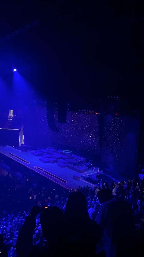 Coliseo De Puerto Rico, section: L202, row: C, seat: 19