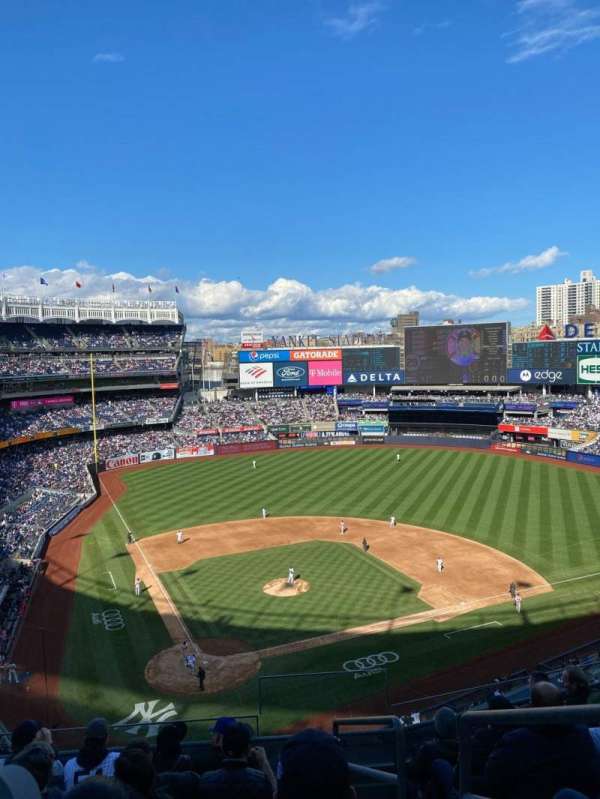 Yankee Stadium, section: 319, row: 7, seat: 1